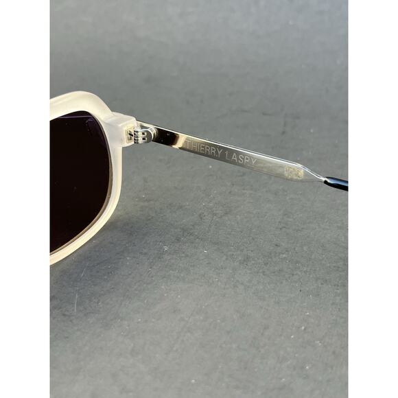 Thierry Lasry 57 19 140 Aviator Square Unisex White Sunglasses main image 11